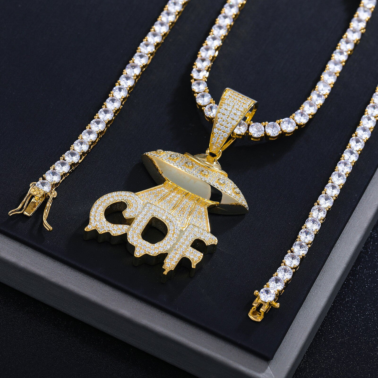 Mens 925 Solid Sterling Silver UFO Spaceship CDF Genuine VVS Diamond Pendant