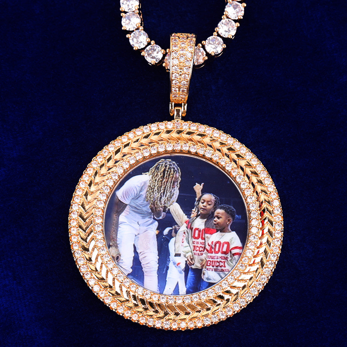 Circle Wreath | Custom Photo VVS Diamond CZ Picture Pendant Necklace