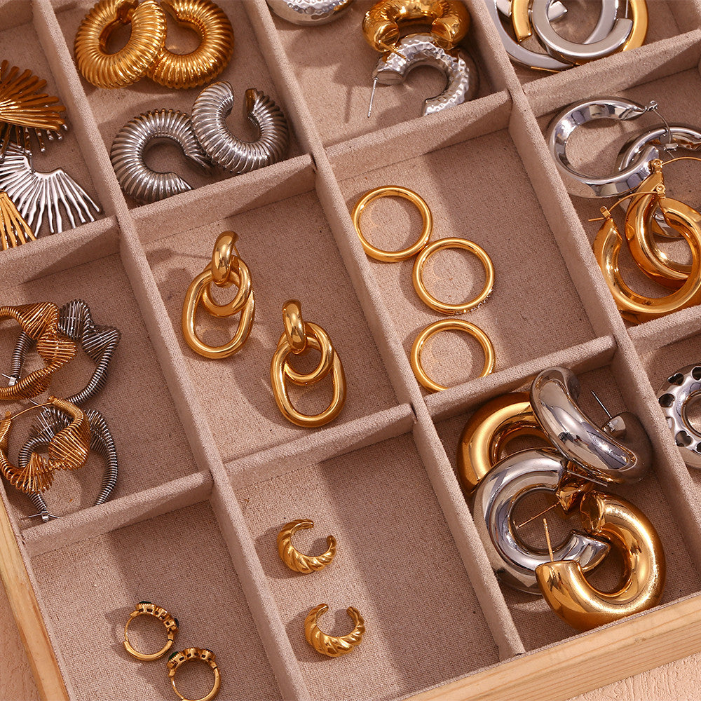 18k Gold O-shaped Street Wear Exaggerated Croissant Mini Hollow Stainless Steel Earrings