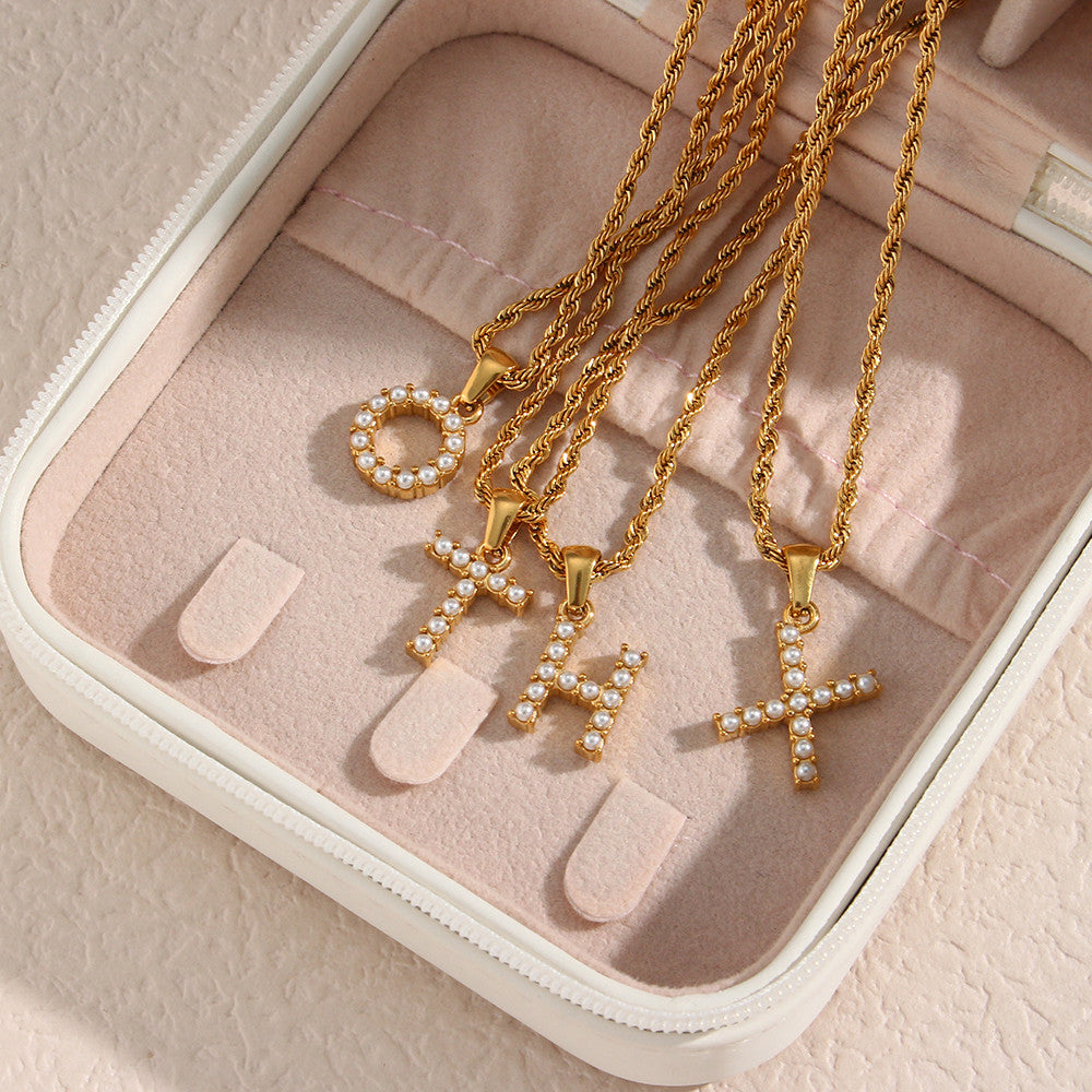 18k Gold No Fade Stainless Steel PVD Tarnish Free Elegant Pearl Letter Necklace