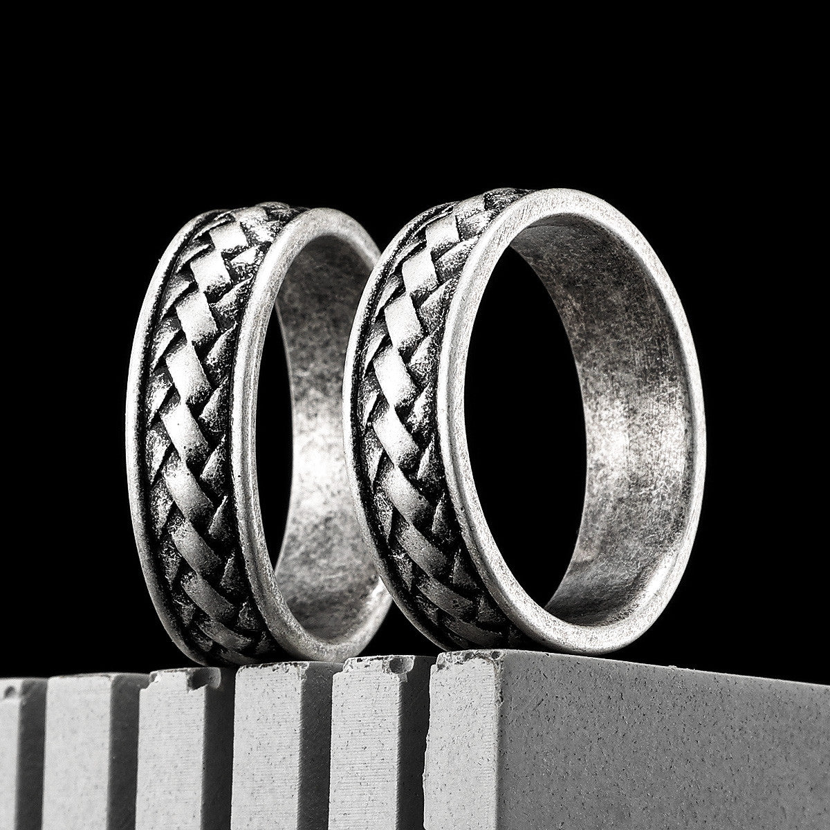 Interwoven | Solid Stainless Steel Tight Connection Retro Weave Rings