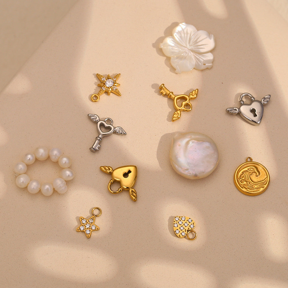 Sea Pearl Flower Heart 18k Gold Stainless Steel Pendants Charm Waterproof Necklaces