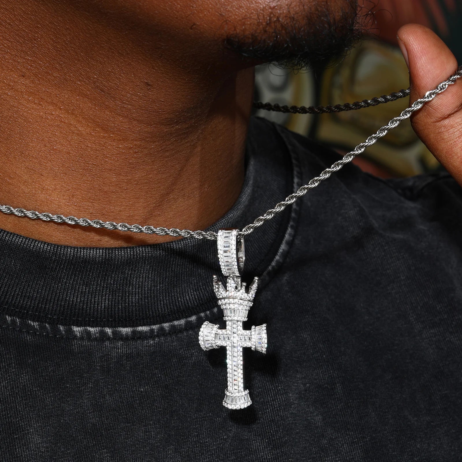 Crown Of Kings | Solid 925 Sterling Silver D VVS1 Moissanite Crown Of Kings Cross Pendant
