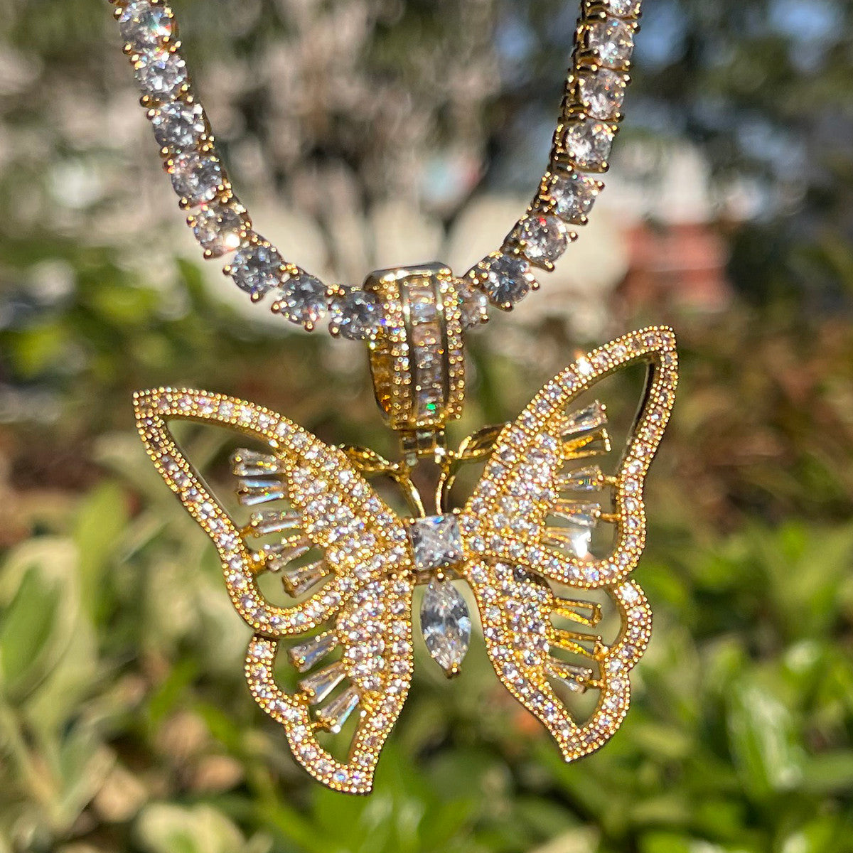 Enchanted Wings | Prong Set Center Stone Beautiful Butterfly Pendant Necklace
