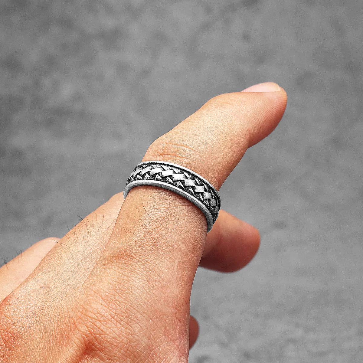 Interwoven | Solid Stainless Steel Tight Connection Retro Weave Rings