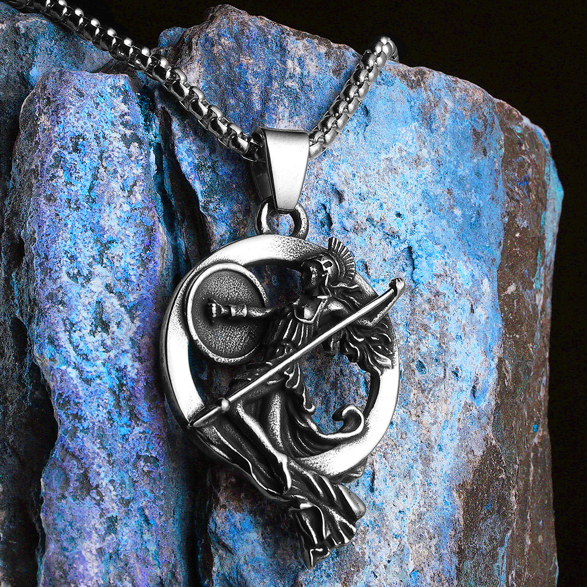 The Warrior | Men's No Fade Solid Stainless Steel Spartan Warrior Pendant