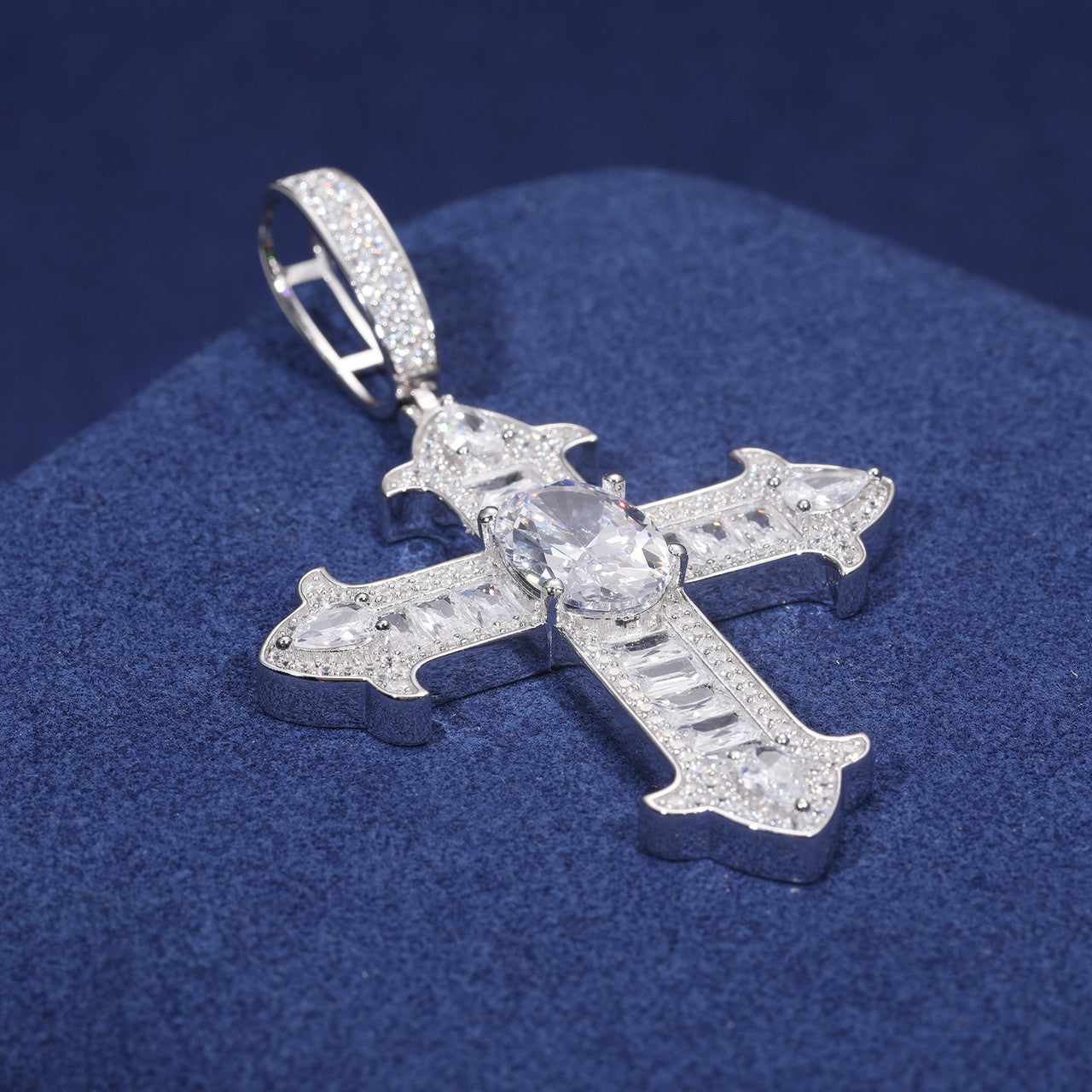 Arrow Cross | Genuine Moissanite Diamond 925 Centerstone Baguette Cross Pendant