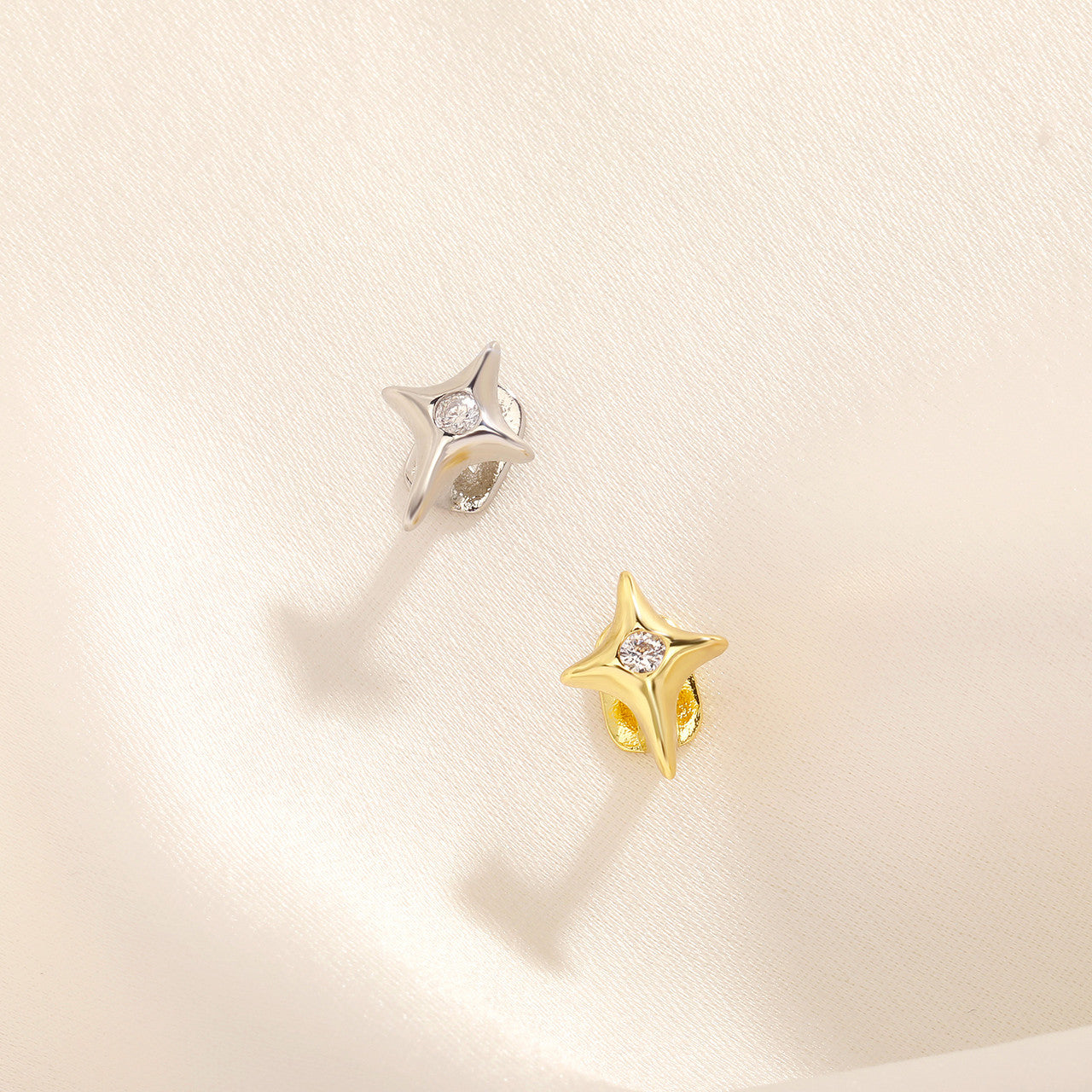 North Star | VVS Diamond CZ Slick Single Tooth Teeth Hip Hop Mouth Grillz