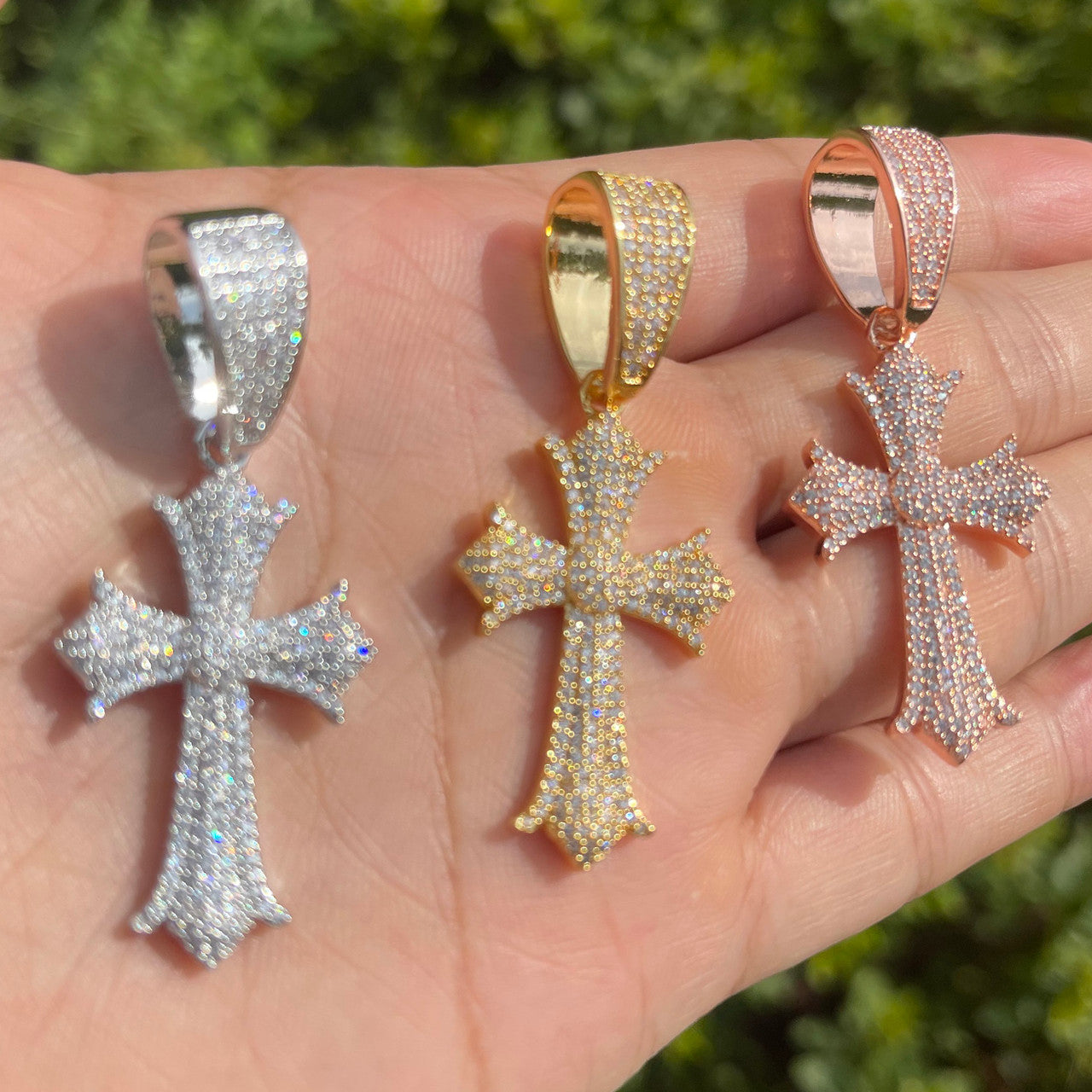 Protection Cross | Prong Set VVS Diamond Stone Iced Cross Pendant