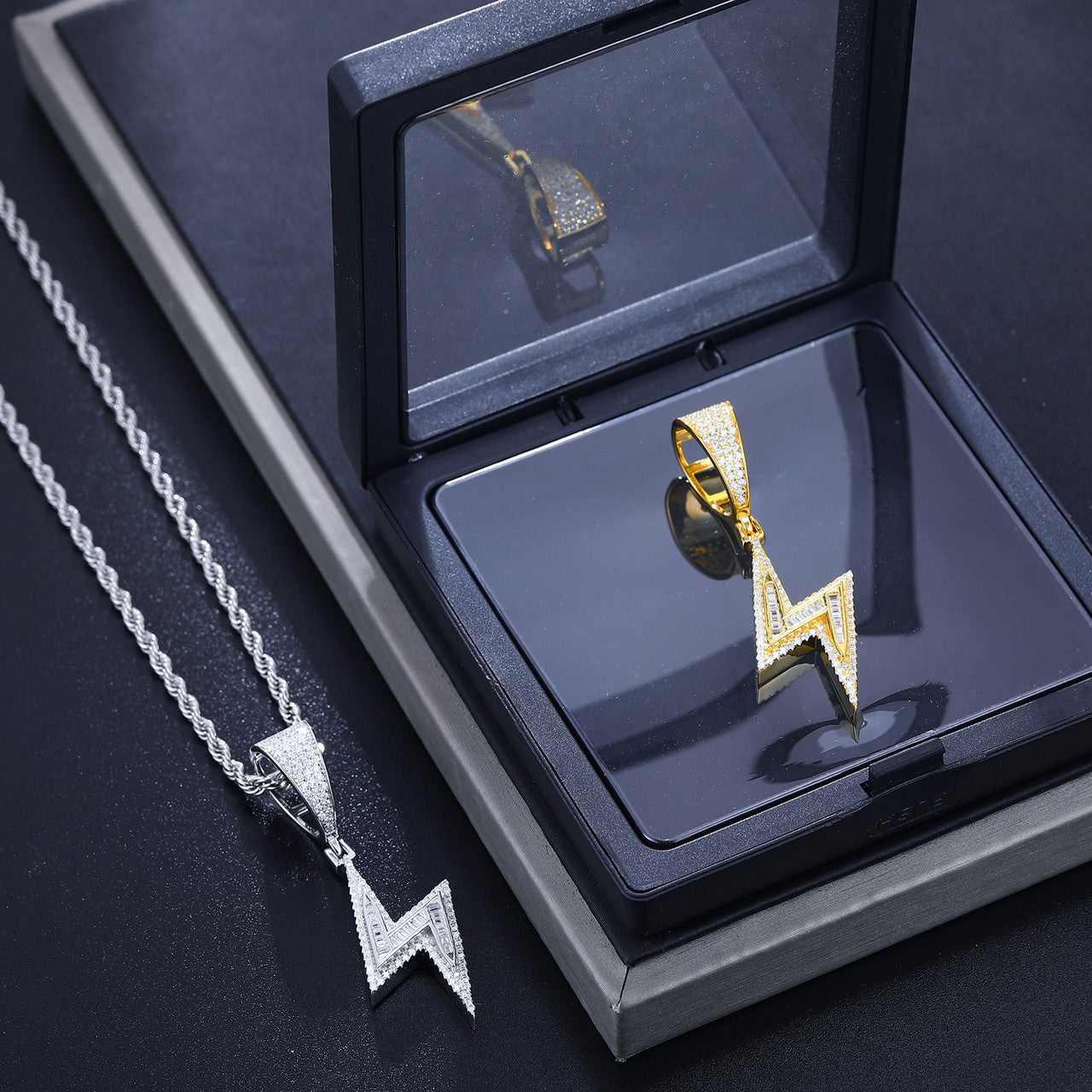 Bling Storm | VVS Genuine Diamond Moissanite Hip Hop Lightning Bolt Pendant