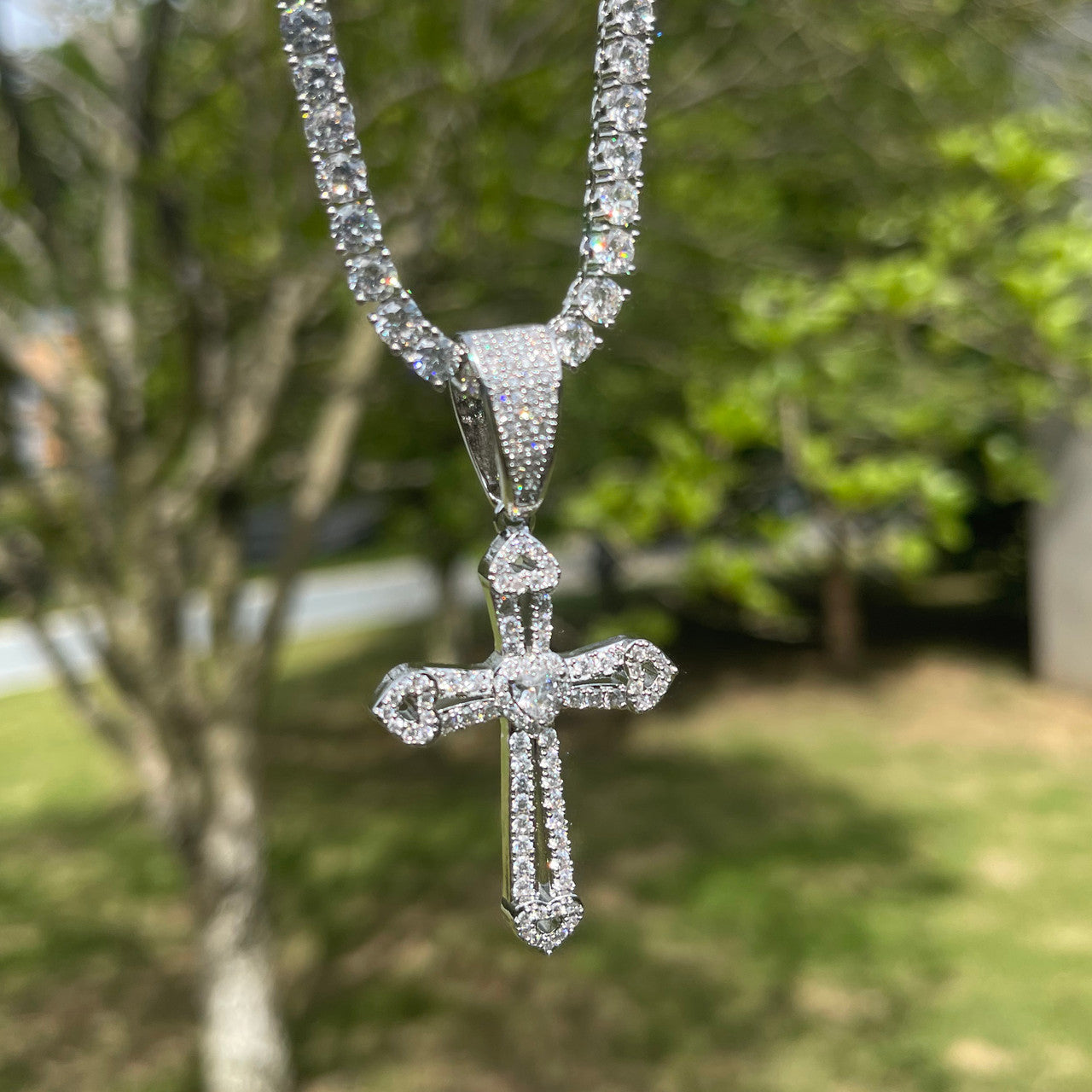 Passion Cross | Prong Set Heart Center Stone 24k 925 Silver Rose Cross Necklace
