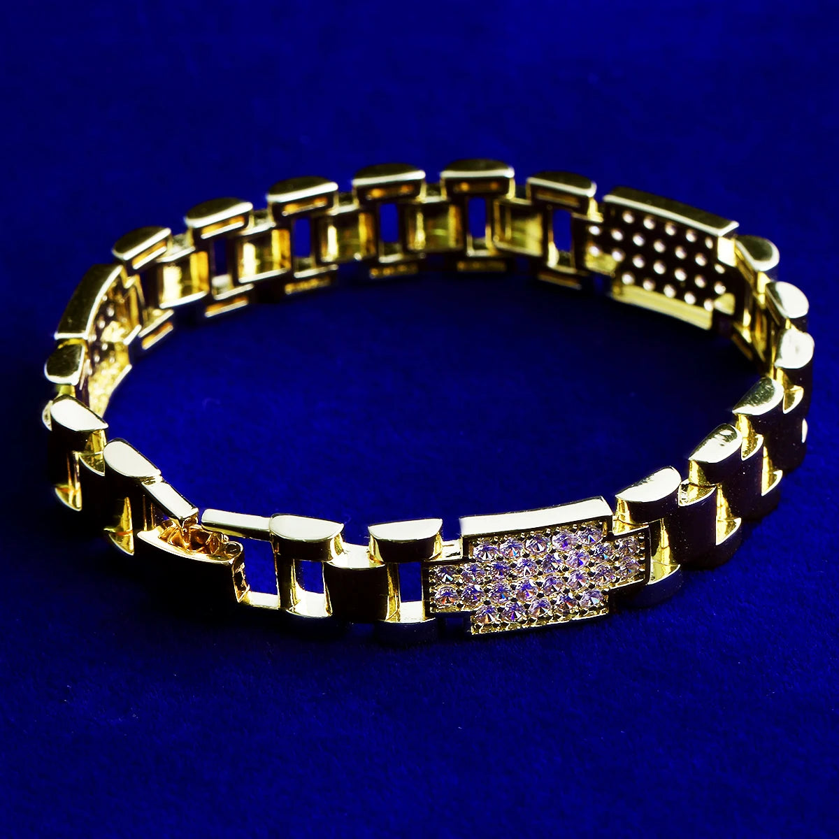 Buckle Ice | VVS Diamond CZ Iced Blinged Out Hip Hop Belt Buckle Bracelet