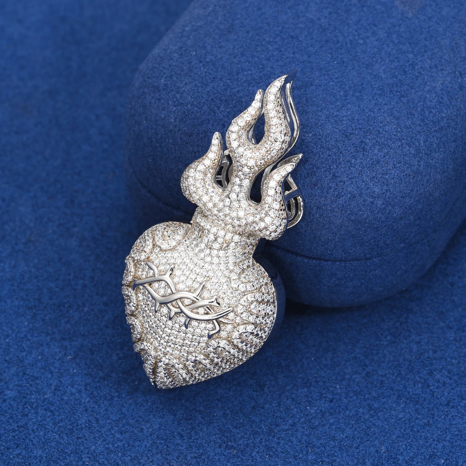 Hearts Of Fire | Moissante Diamond 925 Silver Jesus Heart Crown Of thorns Hip Hop Pendant