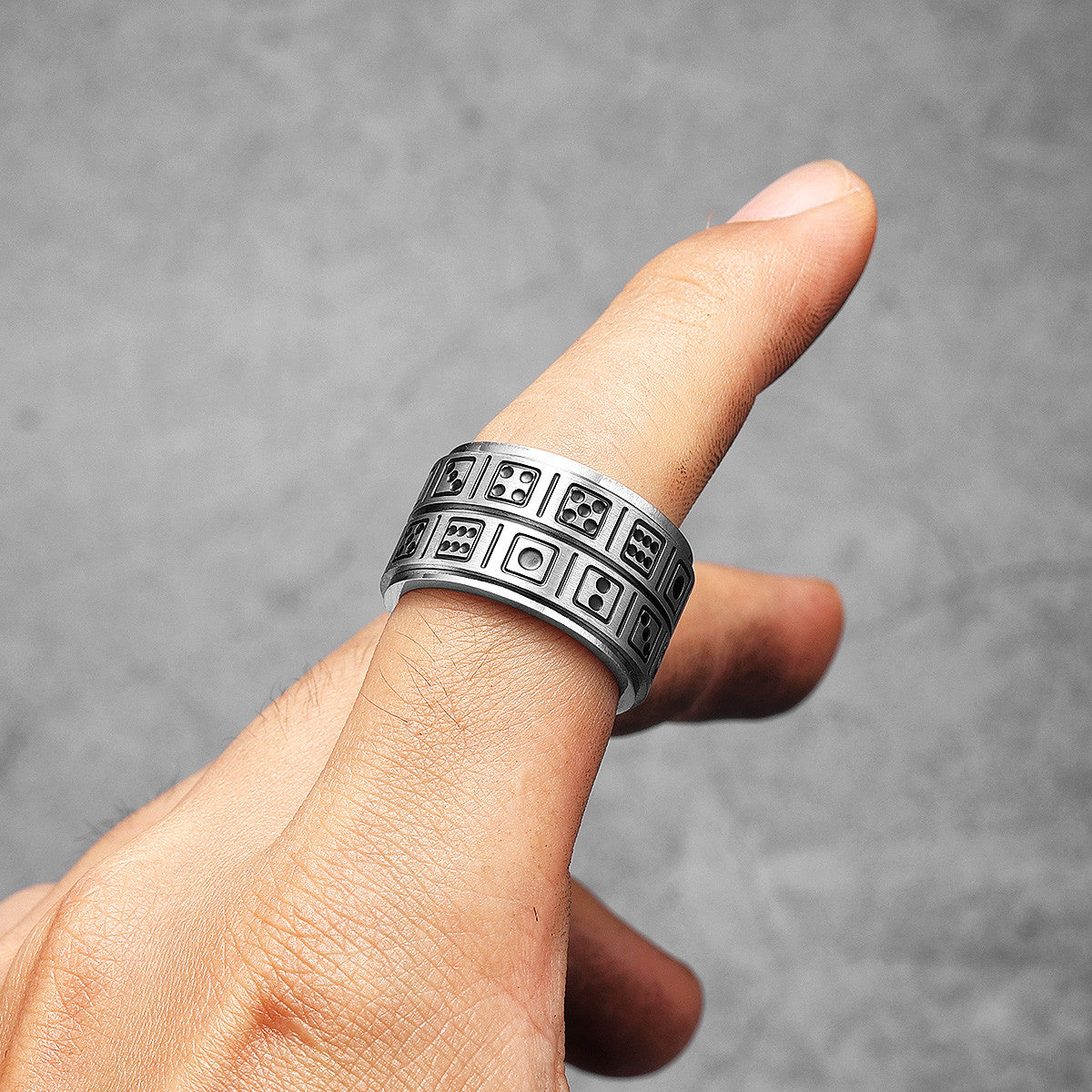 Dice Sieve | 316L No Fade Solid Stainless Steel Lucky Amulet Rotating Dice Ring