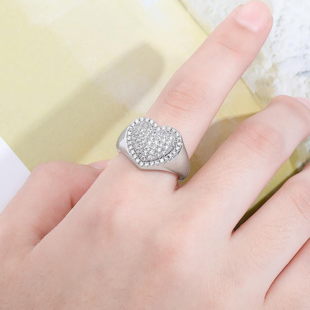 Ladies High Fashion Bling Delicate Heart AAA Micro Pave Bling Bling Rings