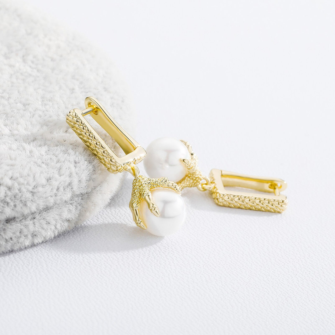 ladies Fashion Statement Dragon Claw Holding Pearl Bling 14k Gold 925 Silver Earrings