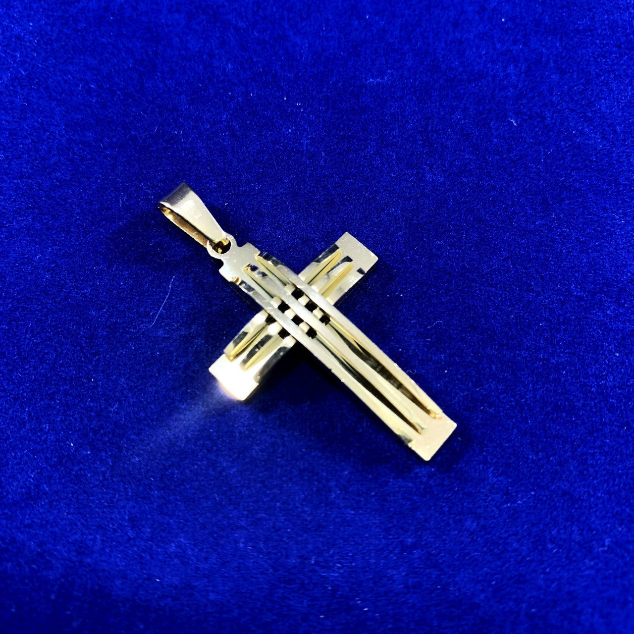 No Fade 14k Over Stainless Steel Spiritual Peace Trinity Cross Pendant Chain Necklace