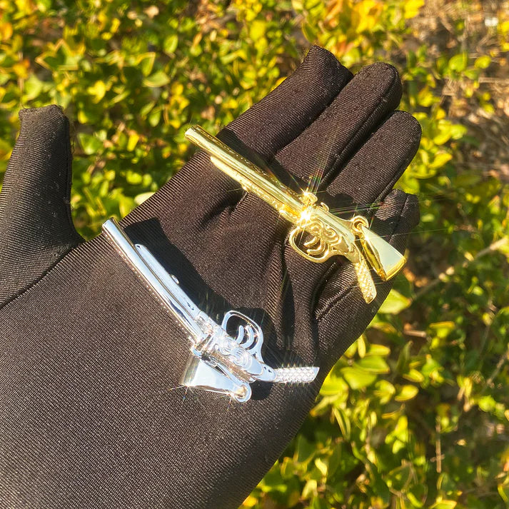 Red Dead | The Outlaw Luxury Opening Hip Hop Dueling Pistol Chain Necklace