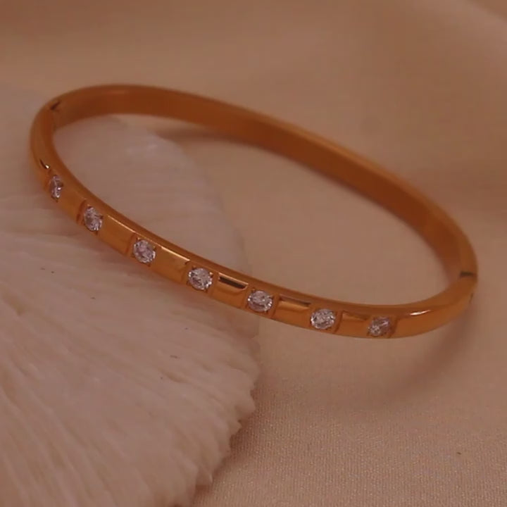 Ladies 18k Gold Waterproof Tarnish Free Stainless Steel CZ Bangle Bracelets