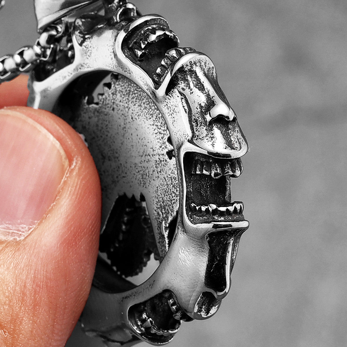 Scream Machine Steampunk Goth 316L Stainless Steel Mechanical Gear Street Style Pendant