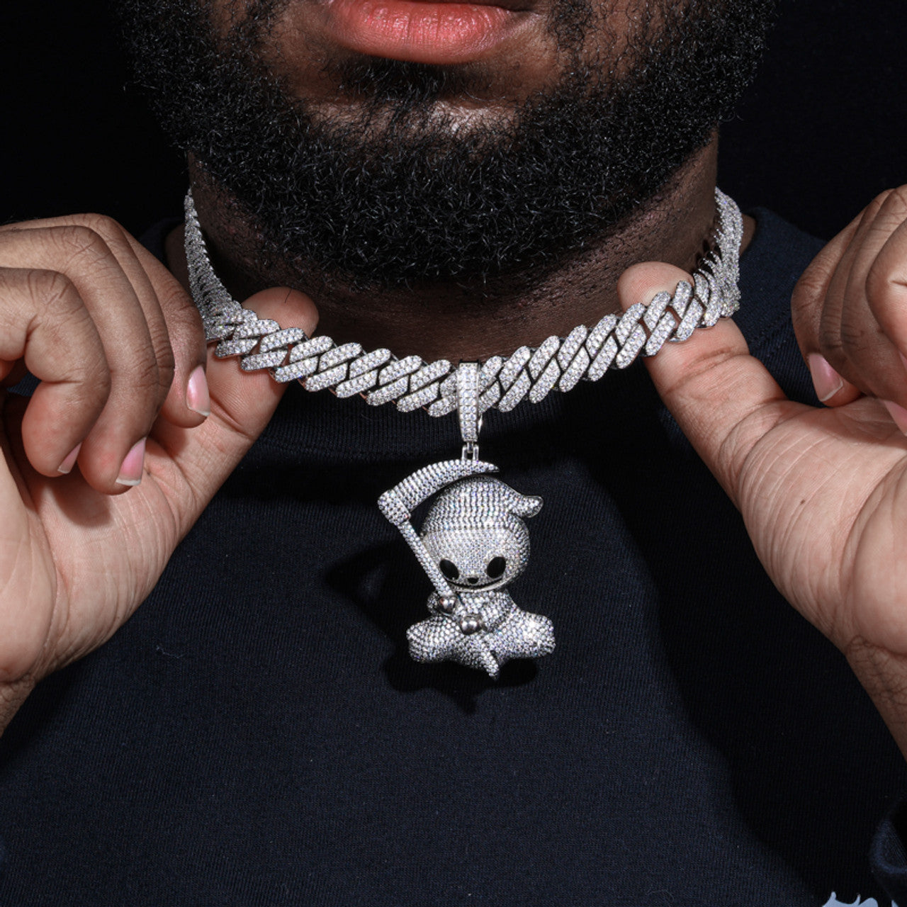 Common Rapper Bling Common Mistakes to Avoid When Choosing Hip Hop Pendant Styles | Bling ...
