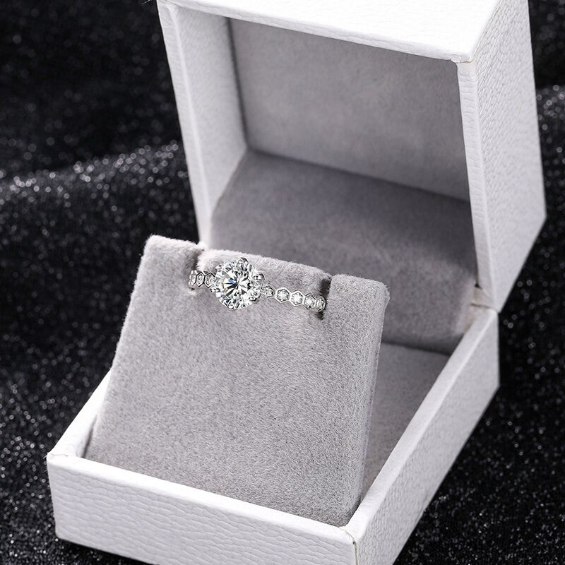 Ladies Genuine VVS Diamond Solid Sterling Silver 925 0.5/1ct Luxury Bling Resizable Rings