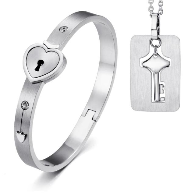 Forever Love Lovers Lock and Key Bracelet Necklace Chain Jewelry Set