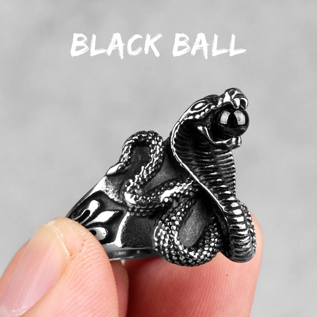 Mens No Fade Stainless Steel Coiled Cobra Snake Street Wear Vintage Rings