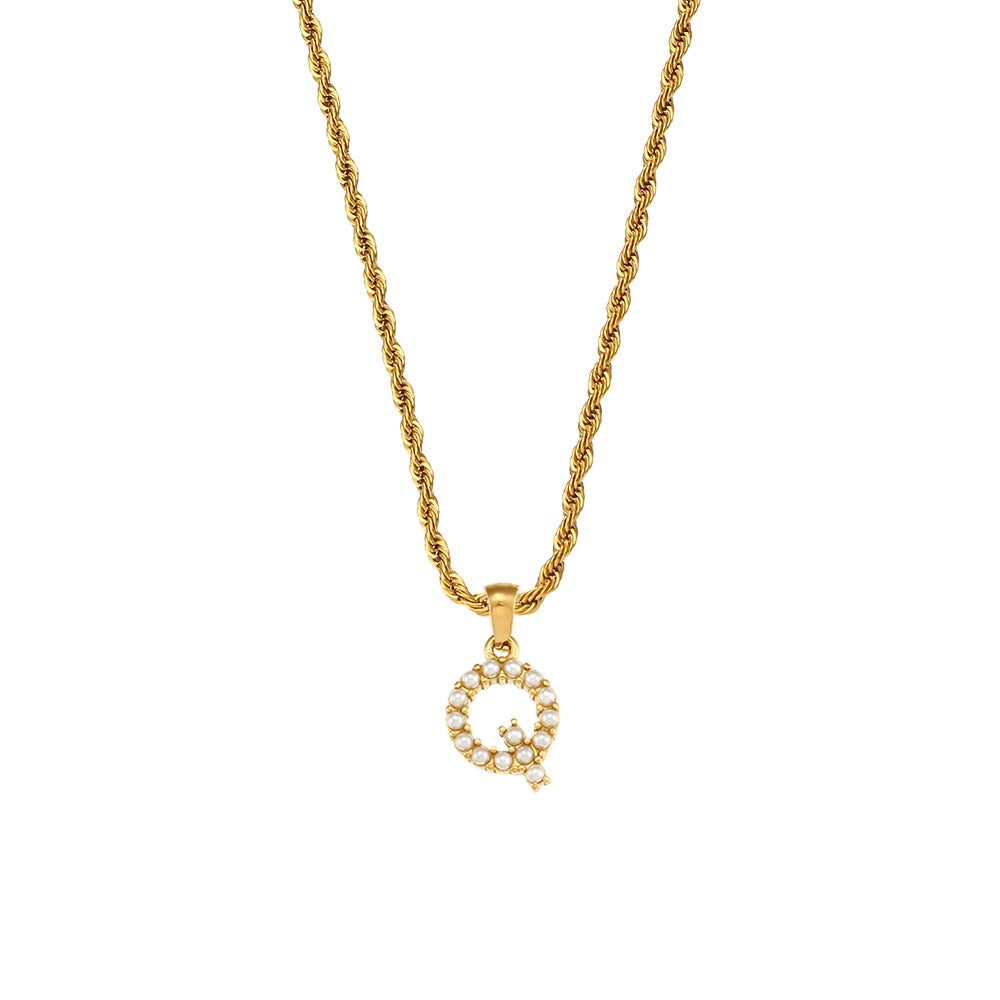 18k Gold No Fade Stainless Steel PVD Tarnish Free Elegant Pearl Letter Necklace