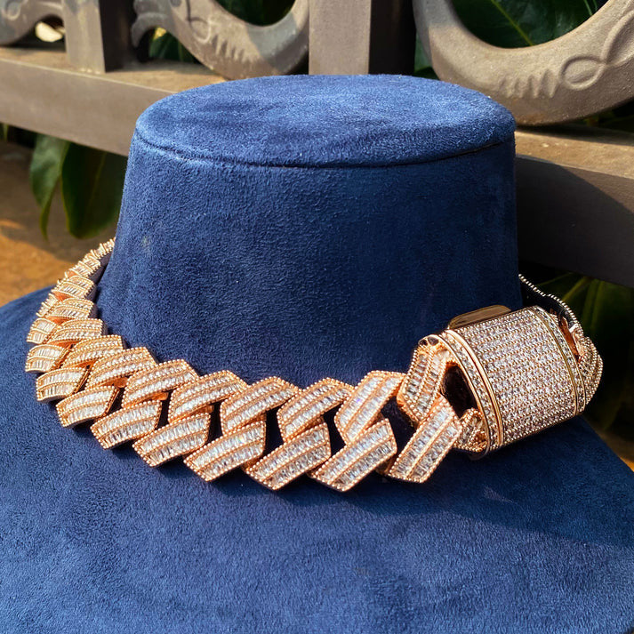 The Big Dog | 30mm VVS Diamond CZ Miami Cuban Link Hip Hop Chain Necklace