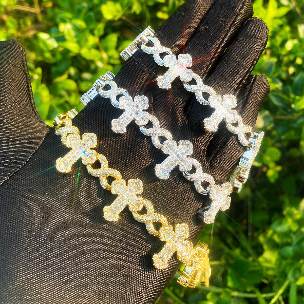 VVS Infinitum | VVS Diamond CZ Luxury Baguetter Infinity Cross Hip Hop Necklace