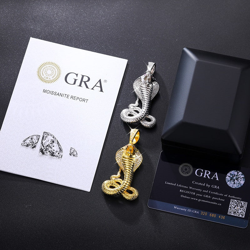 King of Blings CZ Lab Diamond for Mens and Women 925 Sterling Si 並行輸入品 ICEDIAMOND Full Bling CZ Lab Diamond King Cobra Charm Necklace