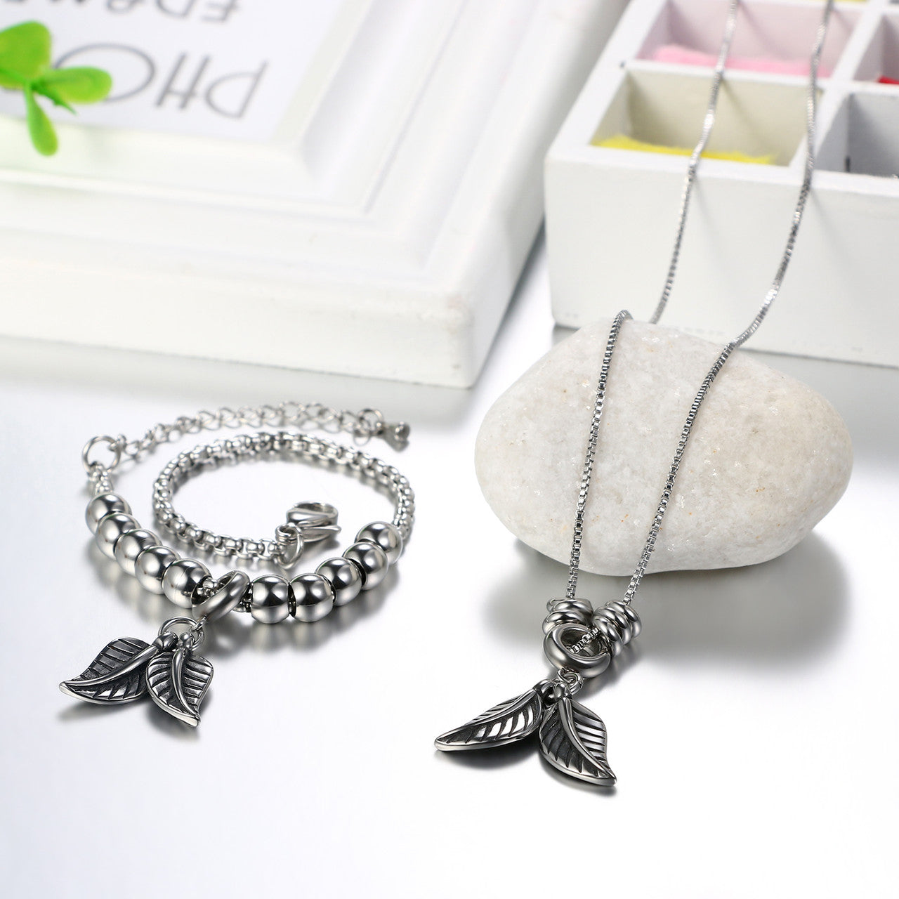 Lion Head Tribal Feathers Stainless Steel Charm Bracelet necklace Chain Sets