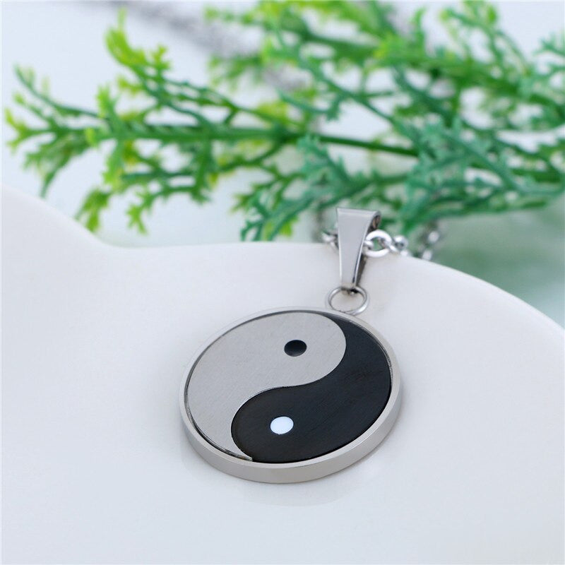 Black White No Fade Stainless Steel Yin Yang Pendant Chain Necklace