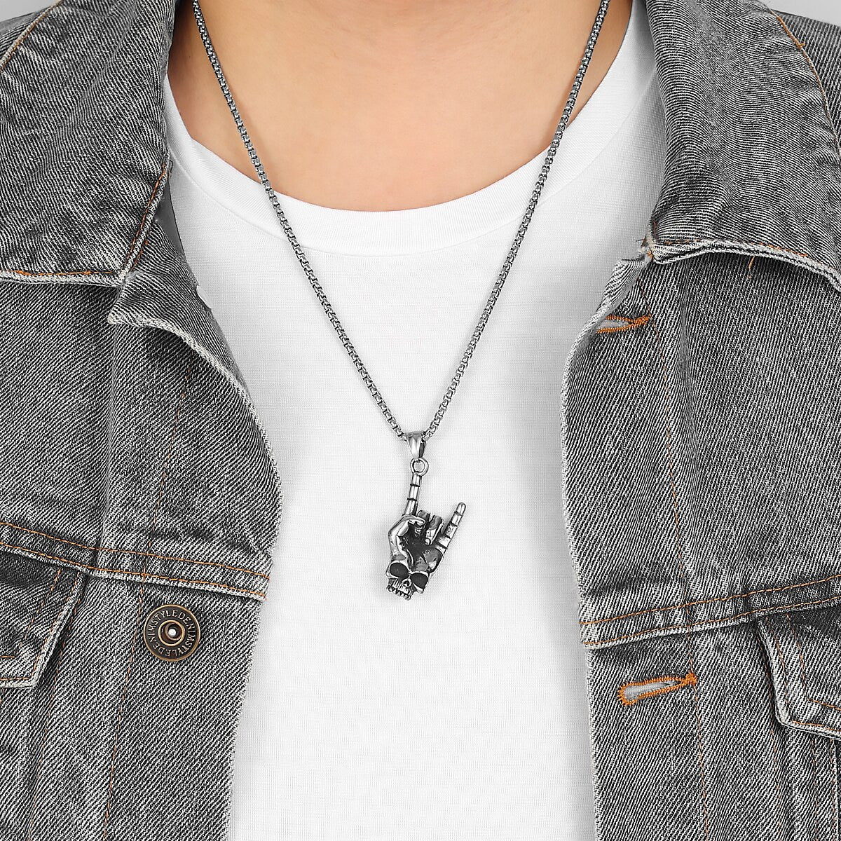 No Fade Stainless Steel Death Rock Skull Hand Street Wear Pendant