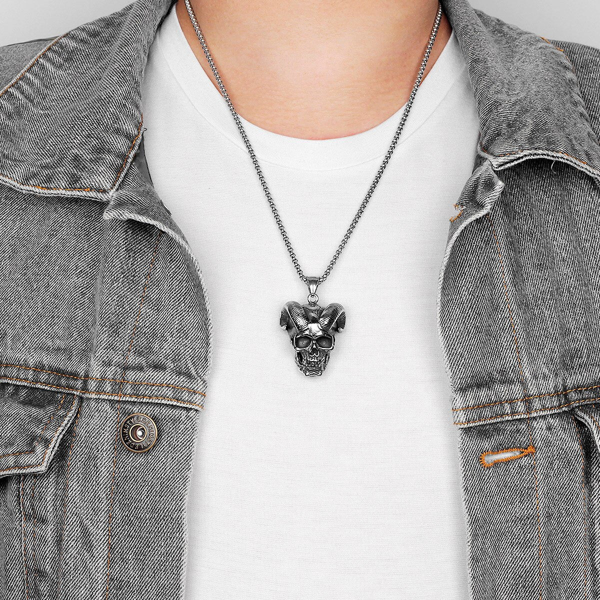 Mens Stainless Steel No Fade Devil Satan Horns Street Wear Pendant Chain Necklace