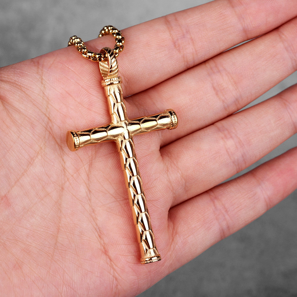 Mens Street Wear No Fade Stainless Steel Dragon Scale Cross Pendant Chains