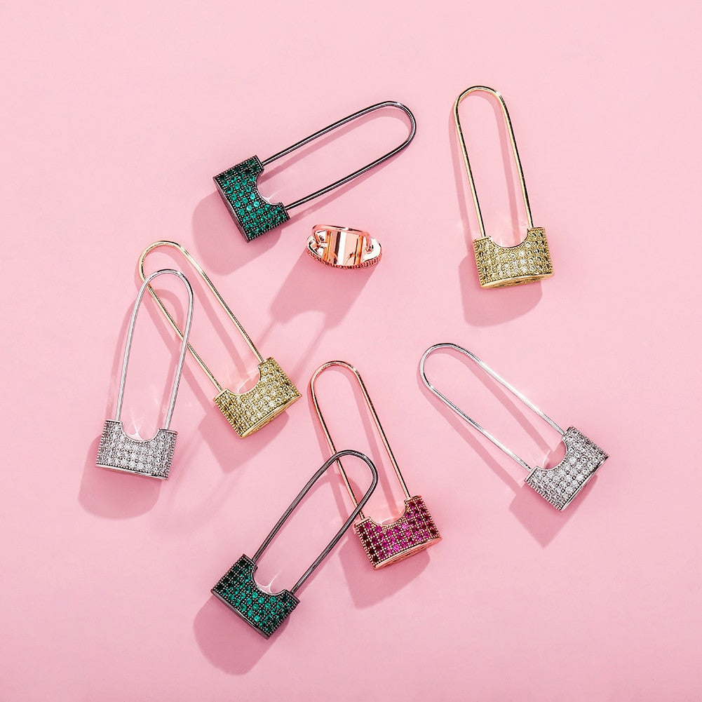 Ladies Flooded Ice Fashion Game On Lock Pad Lock Bling Bling Earrings