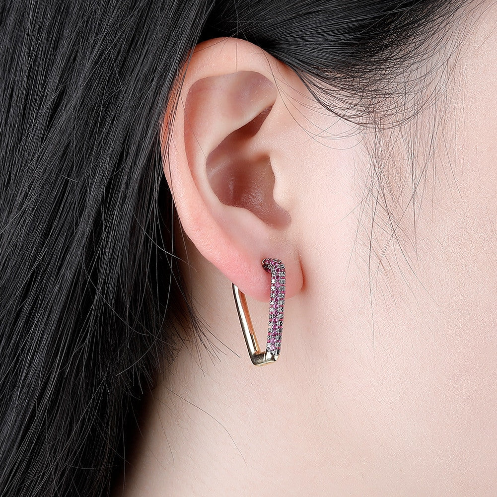 Ladies Hip Hop 4 Prong Trap Bling Bling Diamond Simulate Earrings