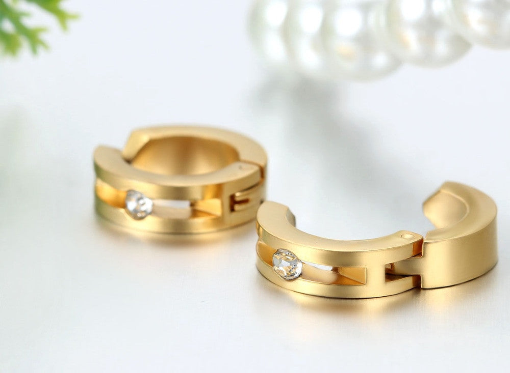 No Tarnish Stainless Steel No Piercing Clamp Huggie Hoop Bling Earrings