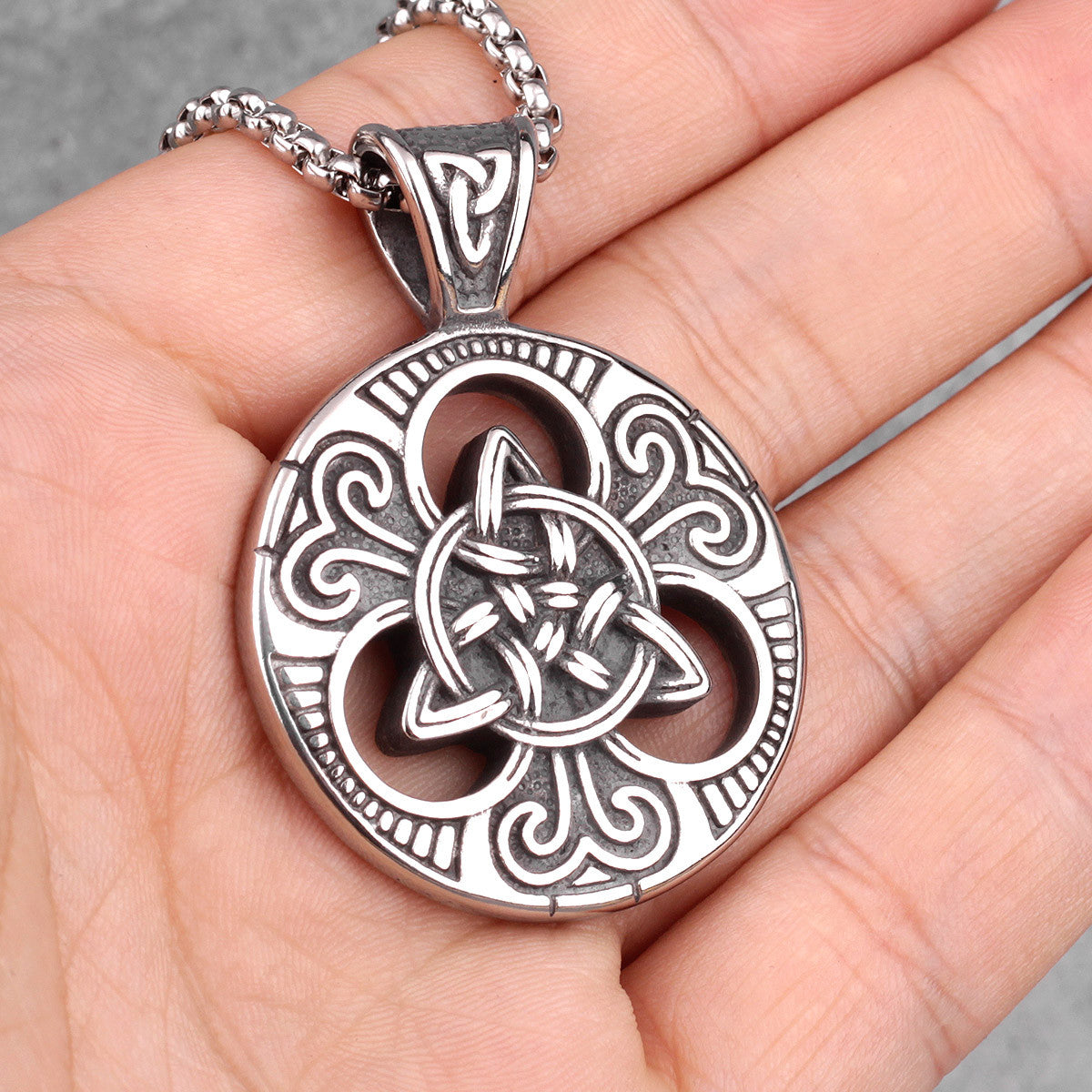 Mens 316L Stainless Steel Celtic Knot No Fade Street Wear Chain Necklaces