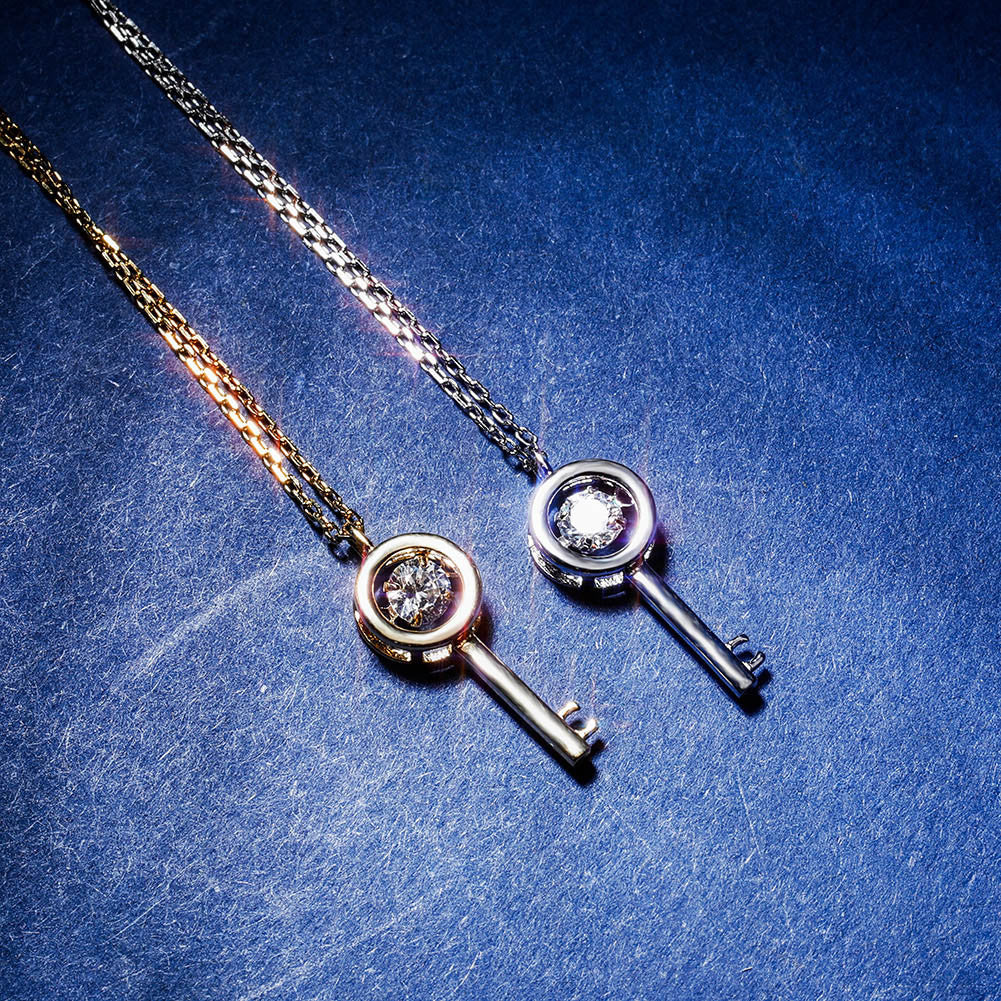 Ladies 14k Gold Over 100% 925 Sterling Silver Retro Skeleton Key Pendant Necklace