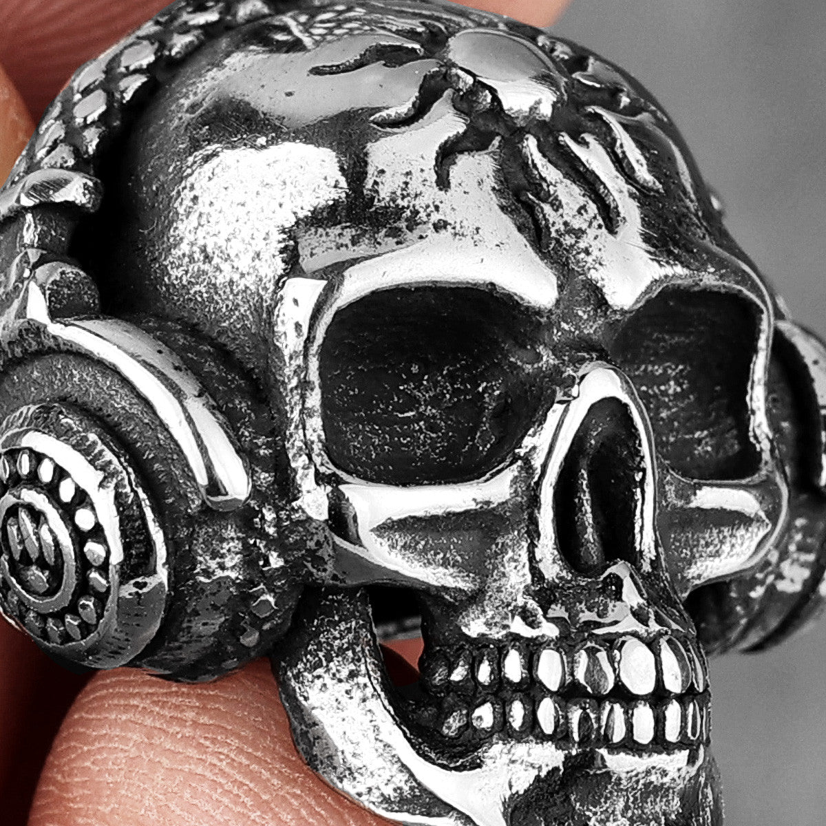 Death By Stereo Hip Hop Rock Skull Headphones 316L No Fade Stainless Pendant