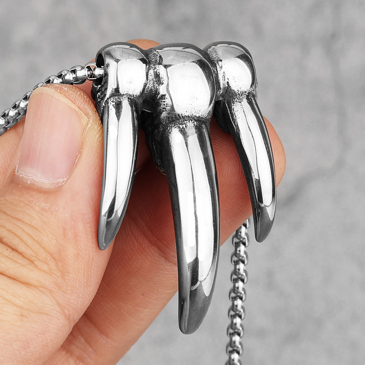 Mens 316L Stainless Steel Skull Tooth Trophy No Fade Pendant Chain Necklace