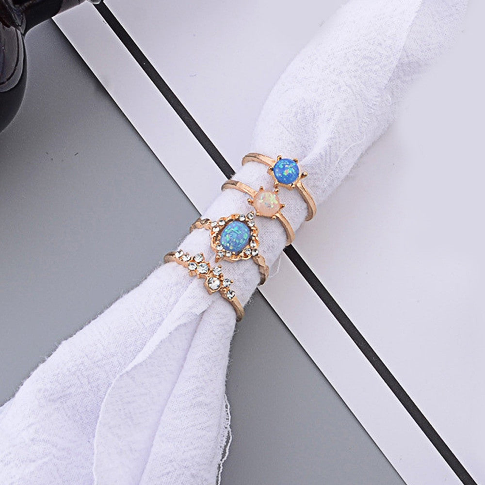 Women's 4 Piece Simple Crystal Leaves Golden Finger Ring Set