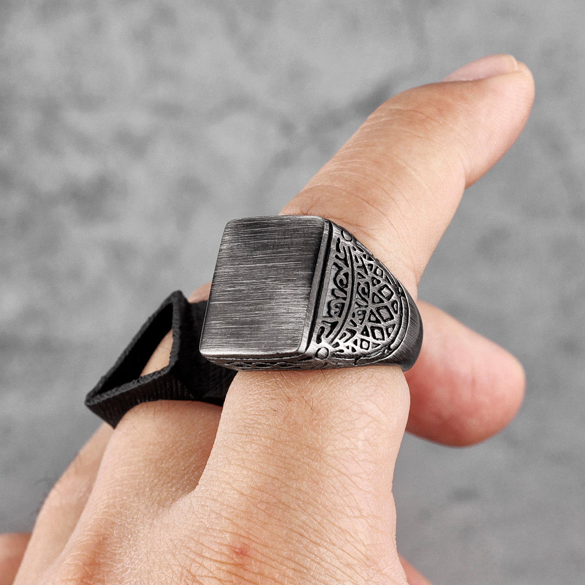 Retro Black | 316L Brushed Vintage No Fade Stainless Steel Street Stylish Ring