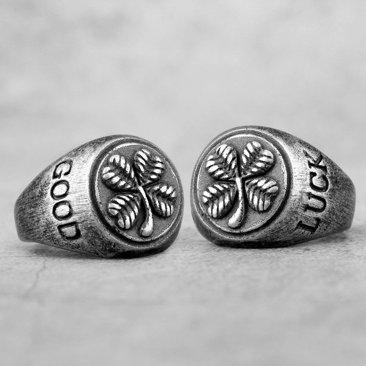 Good Luck | No Fade 316L Stainless Steel Retro Black Style Four Leaf Clover Men's Street Wear Rings