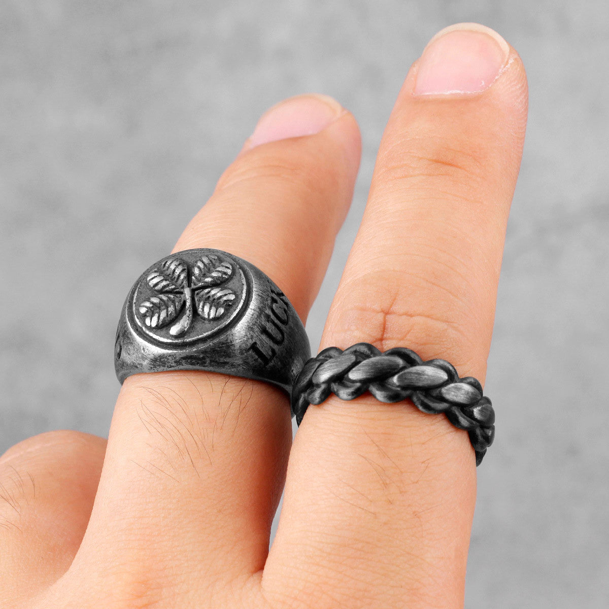 Good Luck | No Fade 316L Stainless Steel Retro Black Style Four Leaf Clover Men's Street Wear Rings