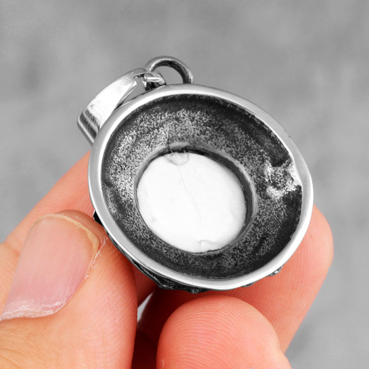 Cthulhu Eye | Men's Dark Mysterious No Fade Stainless Steel Bold Fashion Pendant