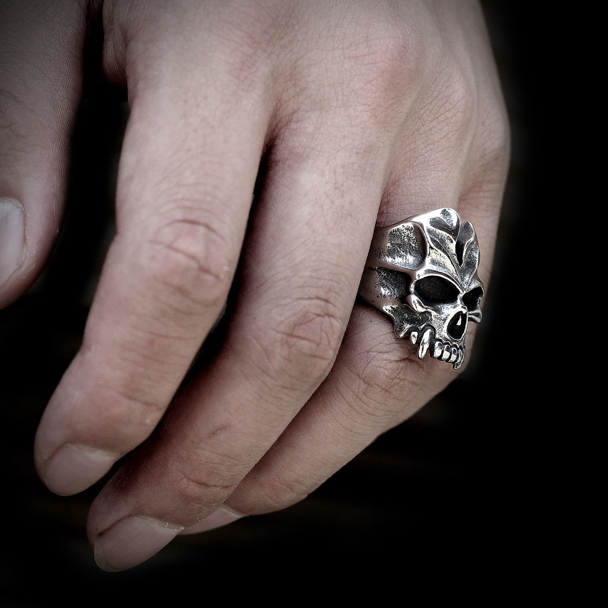 Mens No Fade Stainless Steel Devils Tooth Warriors Skull Street Wear Rings
